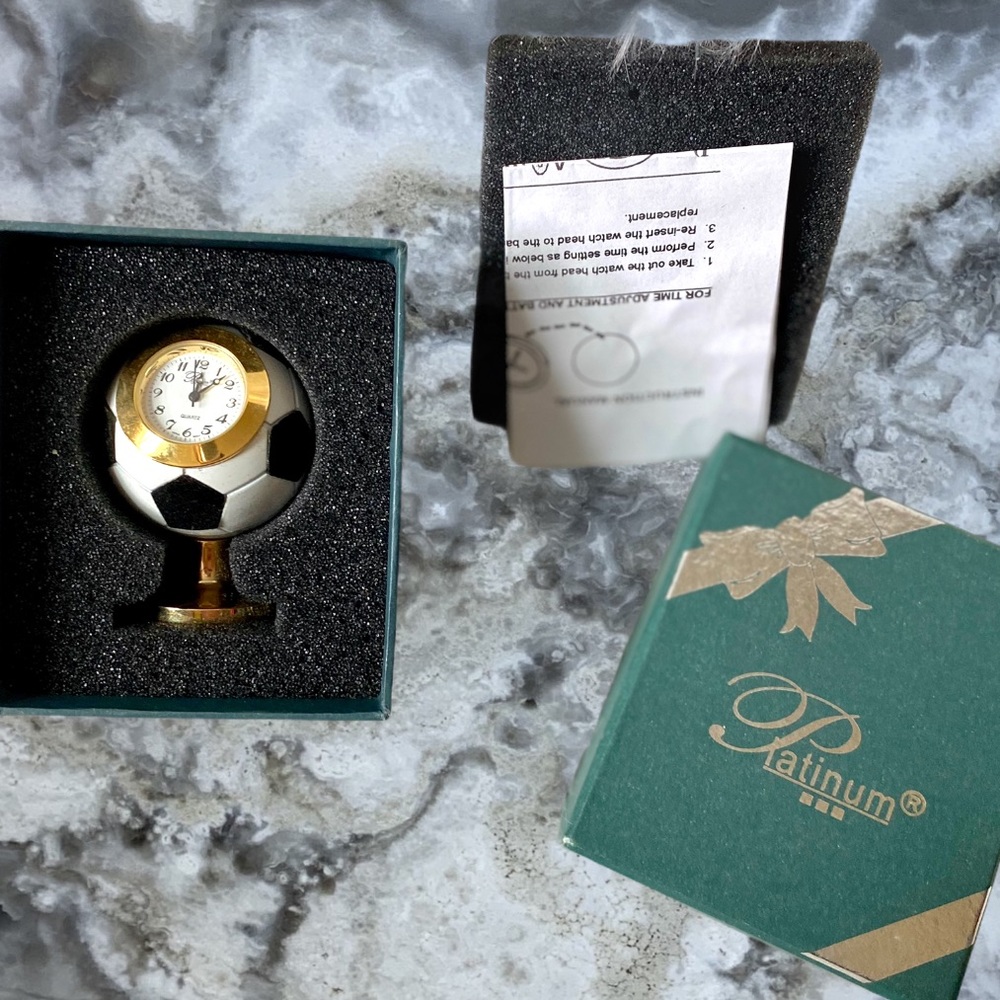 MINI GOLD SOCCER BALL CLOCK TROPHY STAND FIGURINE